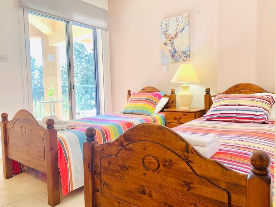 Paradise Retreat Paphos Apartment Ngoại thất bức ảnh